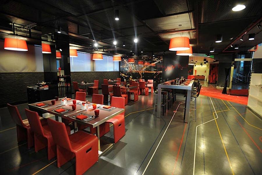 โรงแรมแกลเลอเรีย10 สุขุมวิท กรุงเทพฯ บายคอมพาสฮอสปิทาลิตี้ โรงแรม 4*